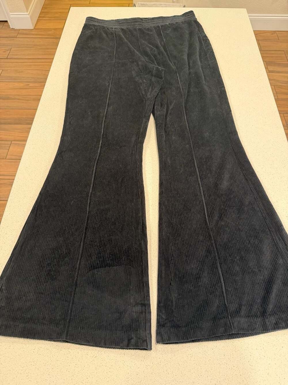 Aerie Womens Large Black Corduroy Flare Pants High Rise Pull On Wide Leg